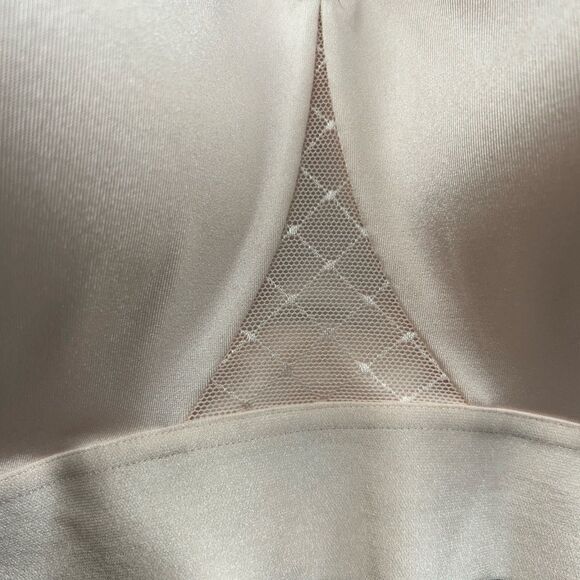 Bali Bali 42DD One Smooth U Women's Bounce Control NWT - Picture 7 of 7